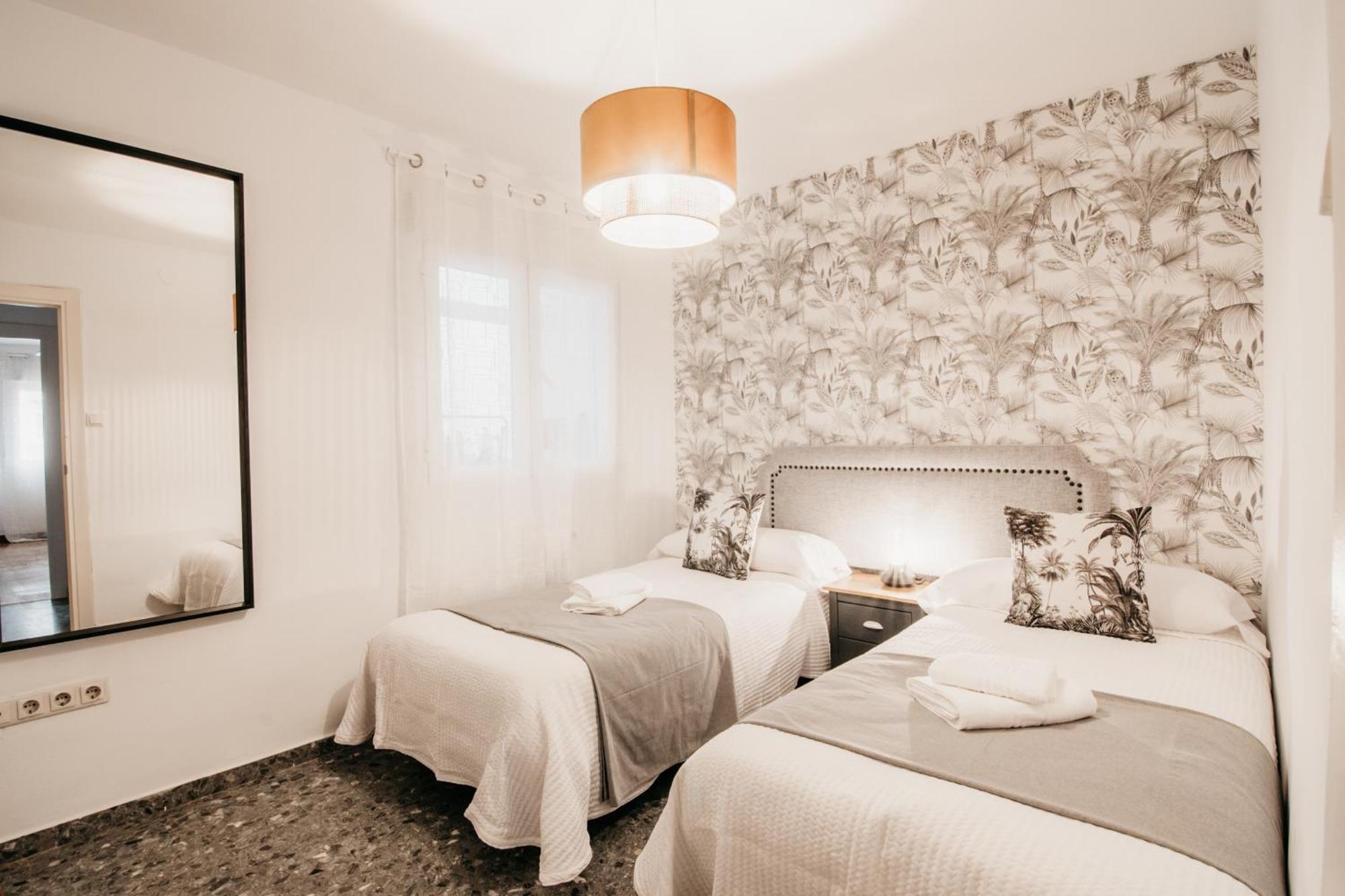 גרנדה Tuguest Maria Luisa Apartment - Free Parking מראה חיצוני תמונה